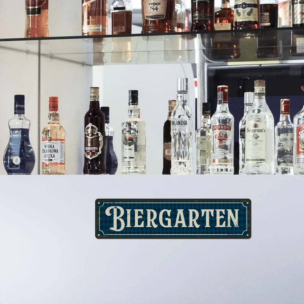 Vintage Metallschild – BiergartenTor Oktoberfest 2025