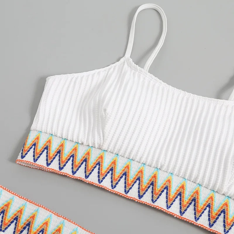 Bikini with adjustable straps and high waist – Malia