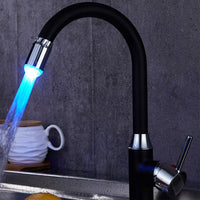 Farbenfroher Wasserhahn LED - AquaGlow