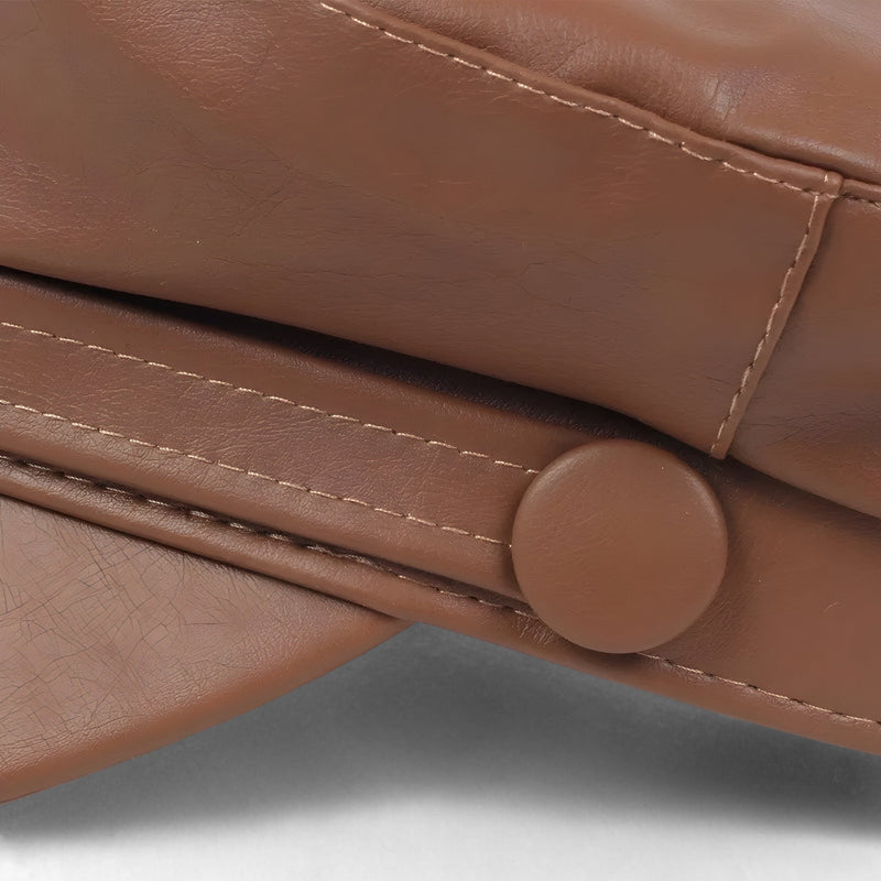 Oktagonale Damen Schiebermütze aus PU-Leder – Valence