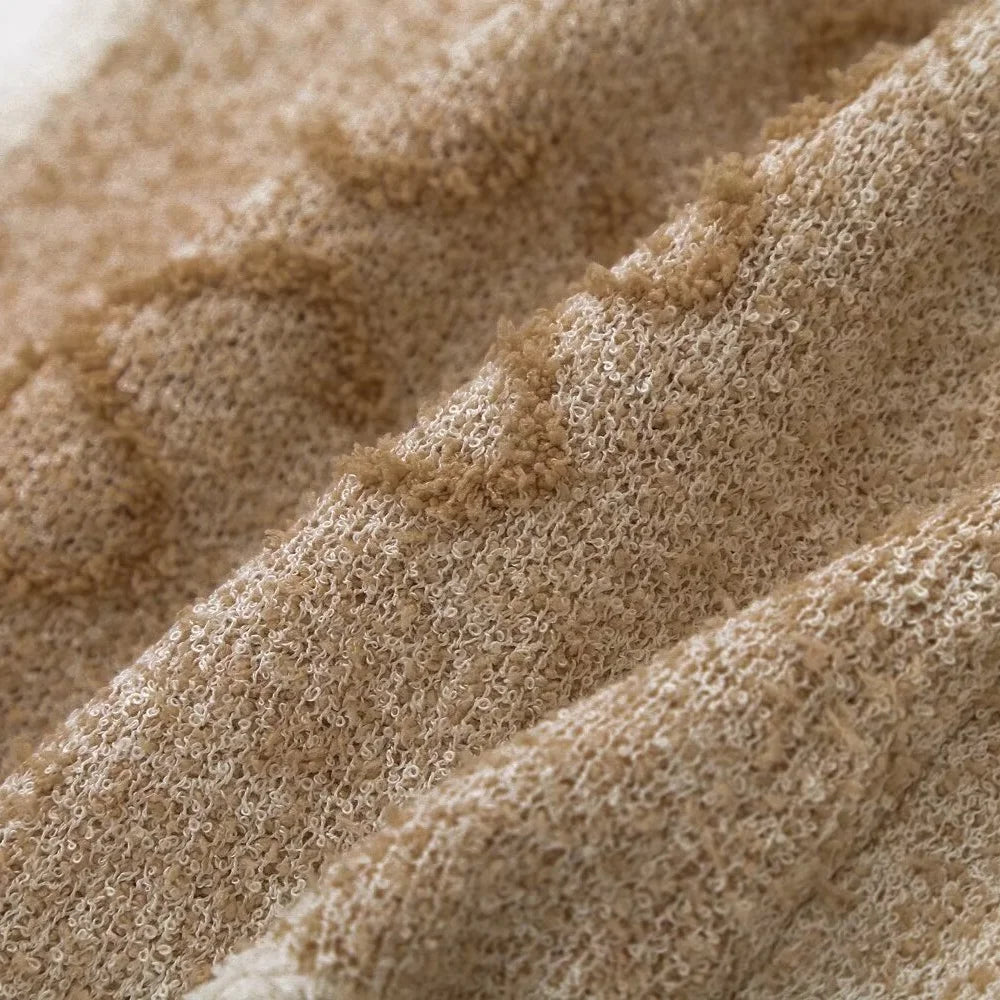 Beige gestricktes Damenshirt mit Vintage-Jacquardmuster – Mireille