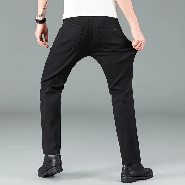 Herren Straight Fit Jeans in Schwarz mit Stretch – Milan