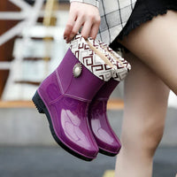 Damen Regenstiefel wasserdicht mit Blumen-Detail & Profilsohle – Serelina