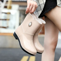 Damen Regenstiefel wasserdicht mit Blumen-Detail & Profilsohle – Serelina