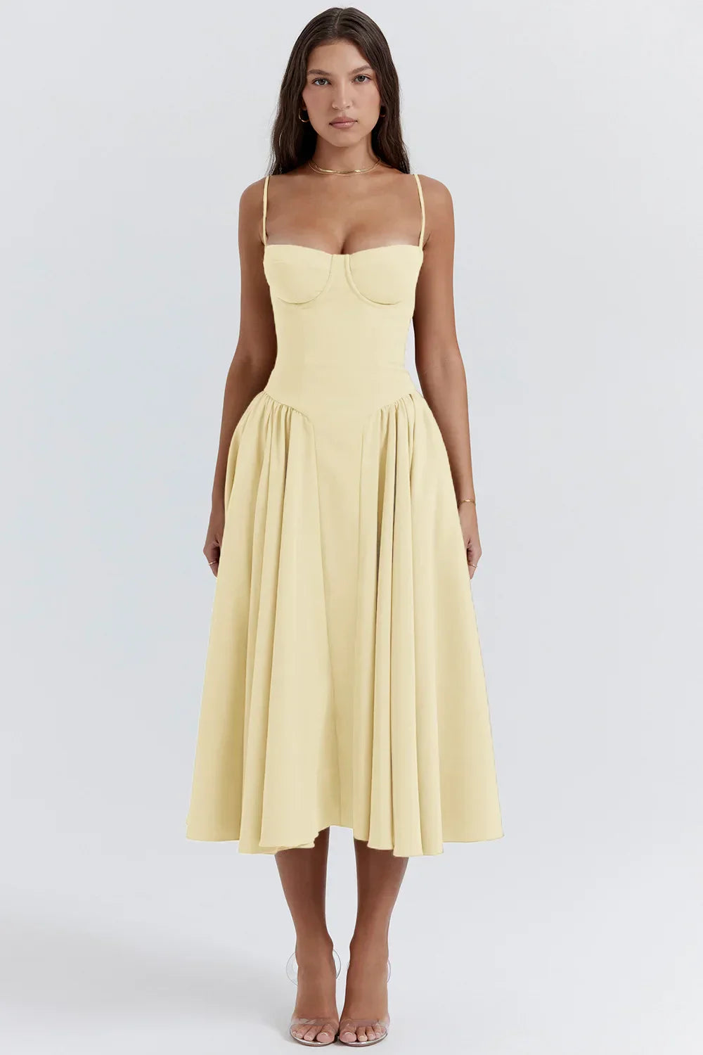 Stylisches Sommerkleid mit Spaghettiträgern und Taillenmieder – Mira