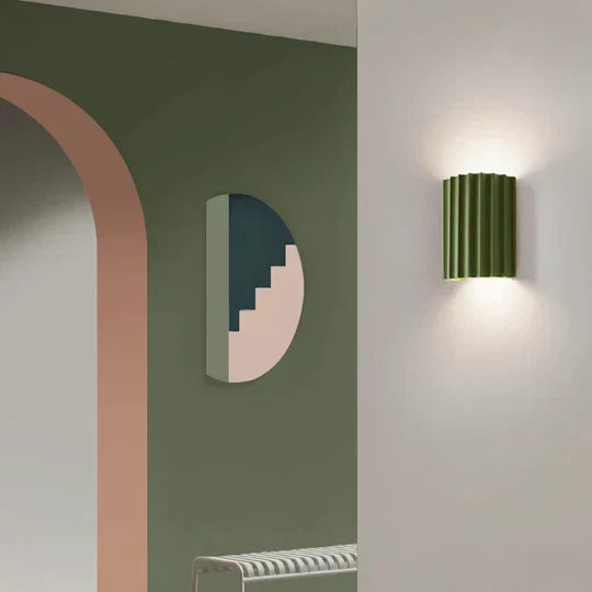 Zeitgenössische Harzwandlampen - GlowStone