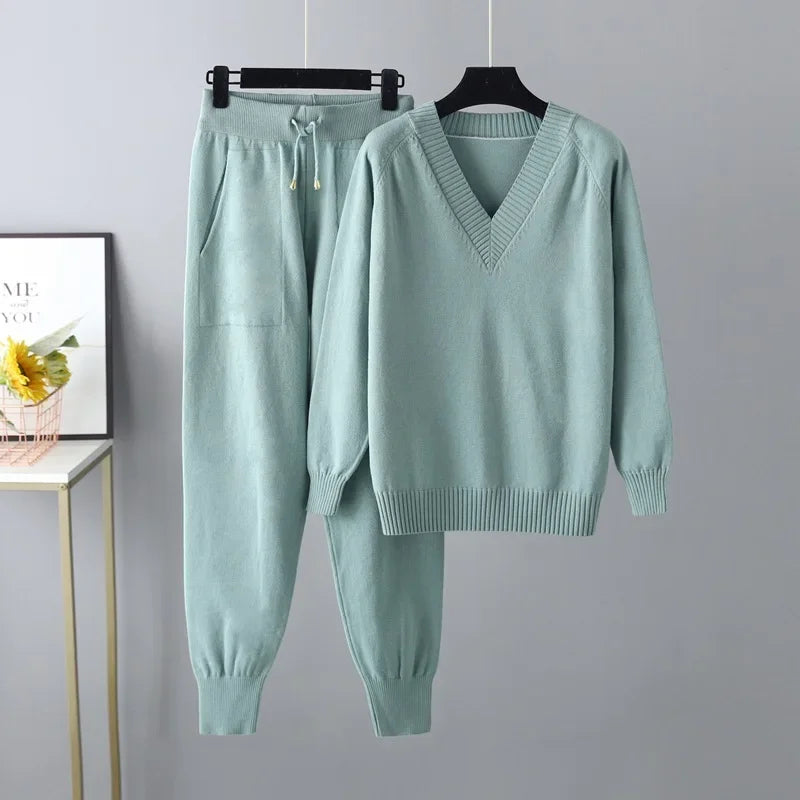 Damen Zweiteilige Strickset mit V-Ausschnitt Pullover & Hose – Noelia