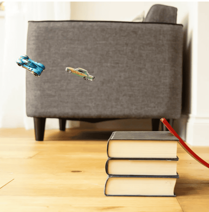 Flexible Spielbahn mit Fahrzeugen – Zoomzy