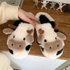Plüsch-Hausschuhe im Kuhdesign – PlushCow