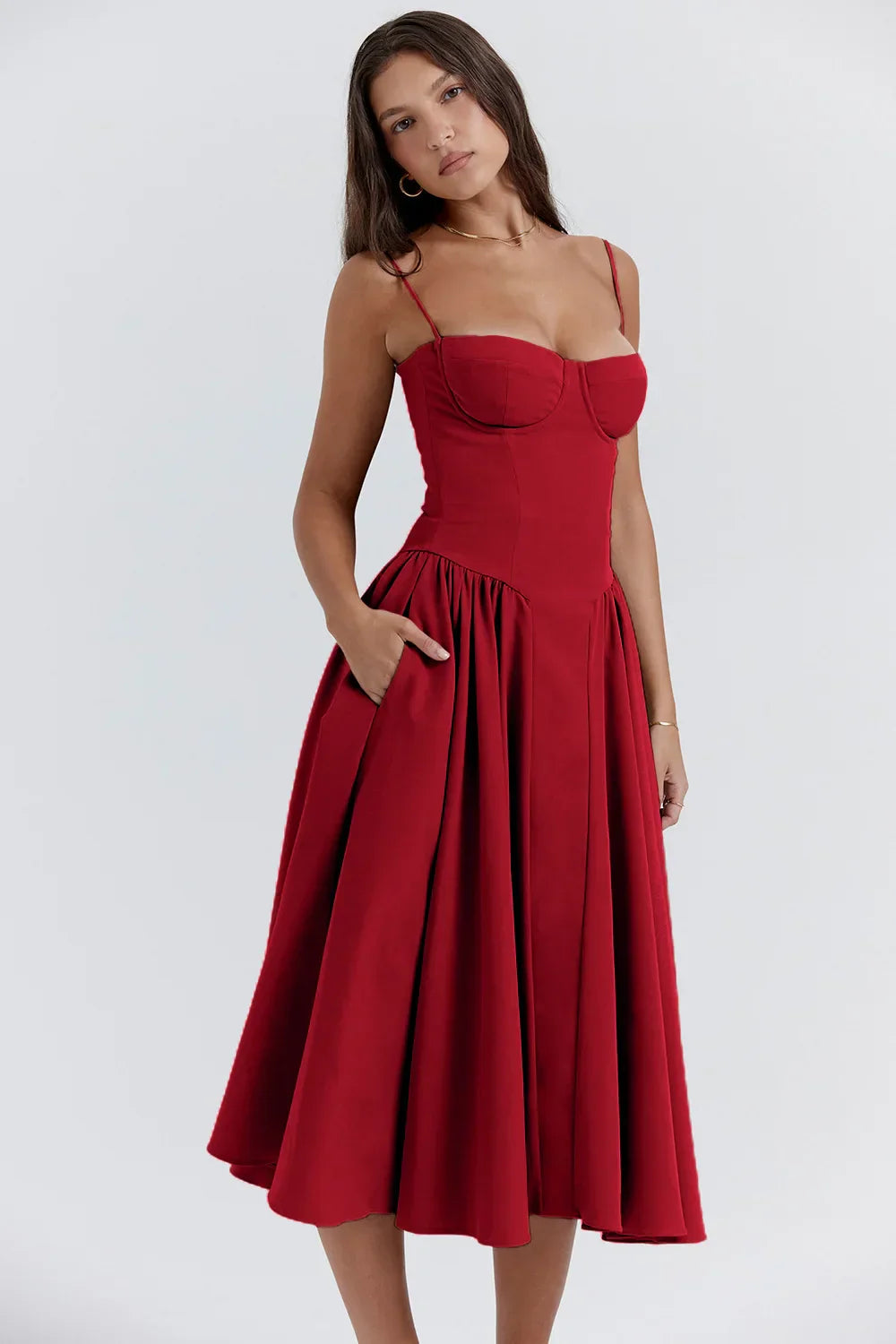 Stylisches Sommerkleid mit Spaghettiträgern und Taillenmieder – Mira