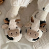Plüsch-Hausschuhe im Kuhdesign – PlushCow
