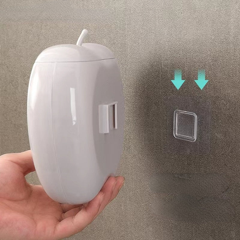 Tear-resistant cling film with holder - WrapEase