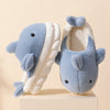 Weiche Plüsch-Hai Hausschuhe - SnugShark