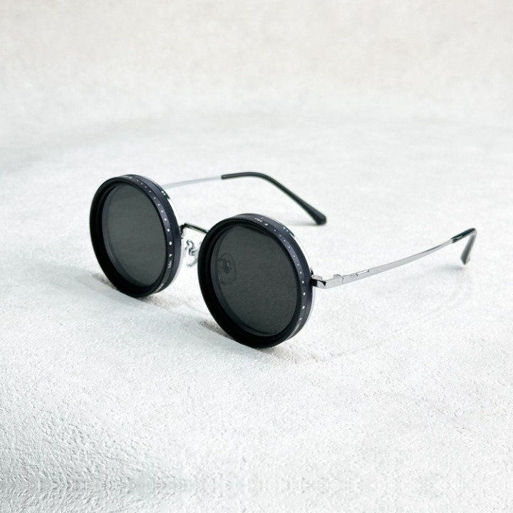 Handgefertigte Sonnenbrille mit Verstellbarer Linsendämpfung und UV-Filter - OptiShade Pro ND9