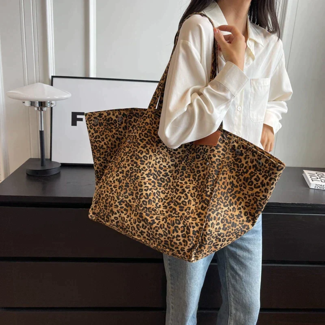 Stilvolle Handtasche mit Leopardenprint - WildElegance