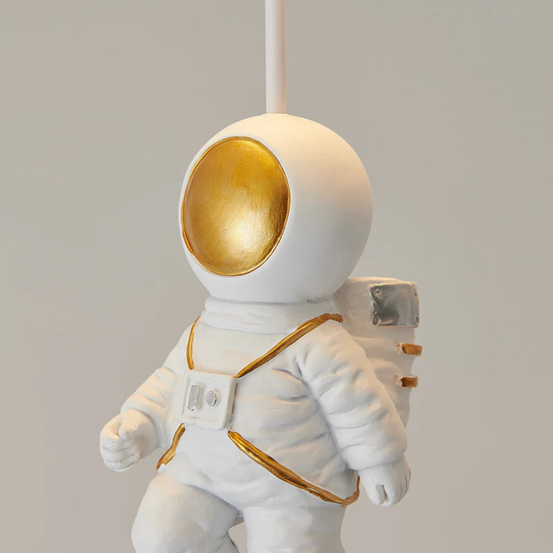 Trendy Mond/Astronaut Kinderzimmer LED Deckenleuchte - CosmoGlow