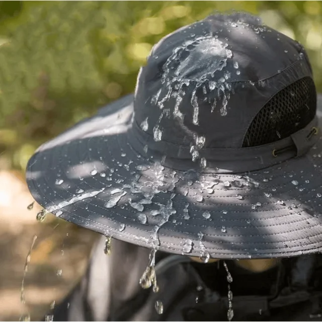 Outdoor-Sonnenhut mit integriertem Solarlüfter – CoolBreeze Solar
