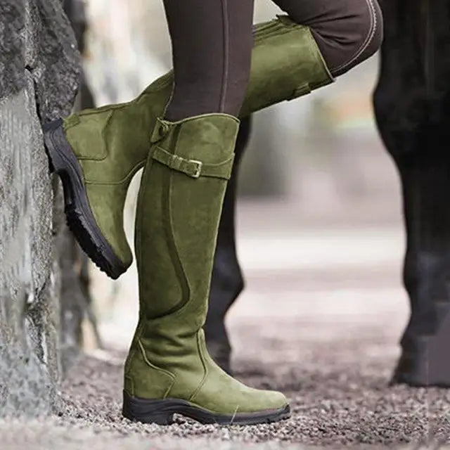 Orthopädische Stiefel mit Schnallendetails - Elara