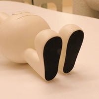 Verspielte Tischlampe mit Glasball - Glombra