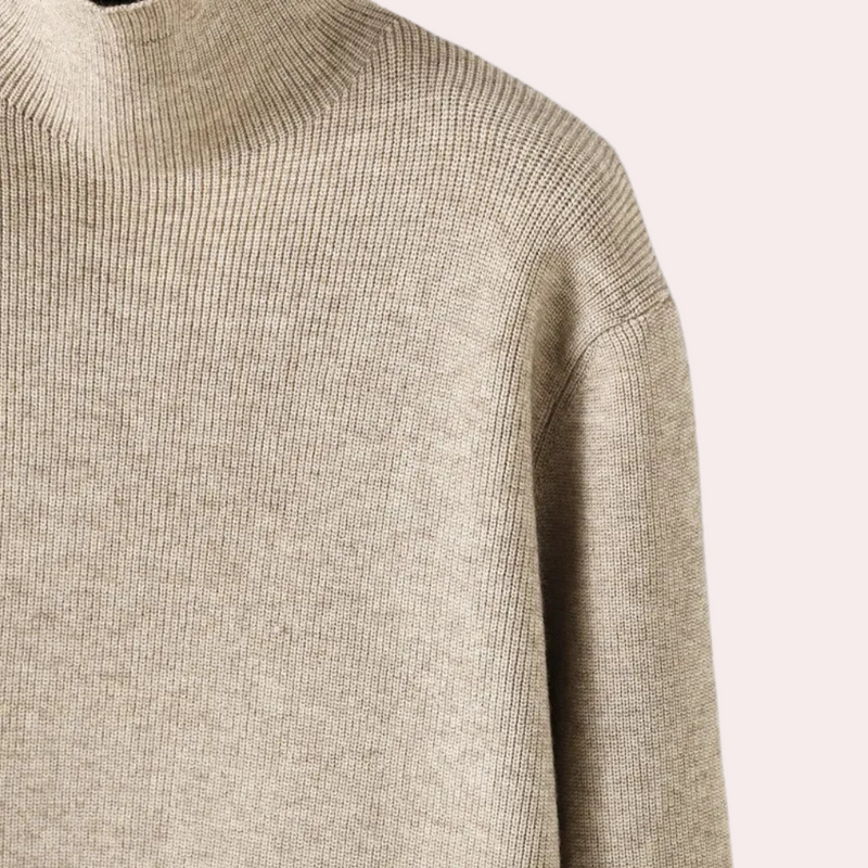 Beiger Rollkragenpullover aus Wolle, elegantes Design, warme Wintermode für Damen.