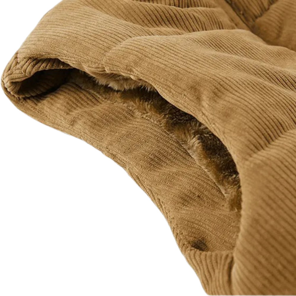 Brauner Cordstoff mit weichem Innenfutter, Detailansicht, Textilstruktur, Mode, Stoffdesign.