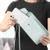 Kompakte Schultertasche aus PU-Leder mit verstellbarem Riemen