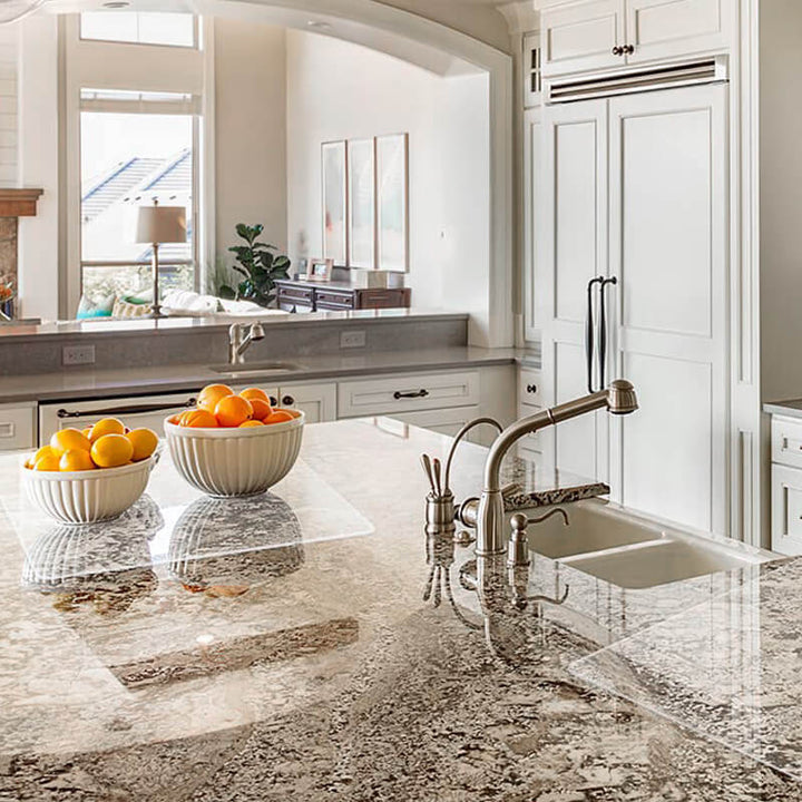 Stilvol und sicher: Antirutsch-Schneidebrett - GlassEdge