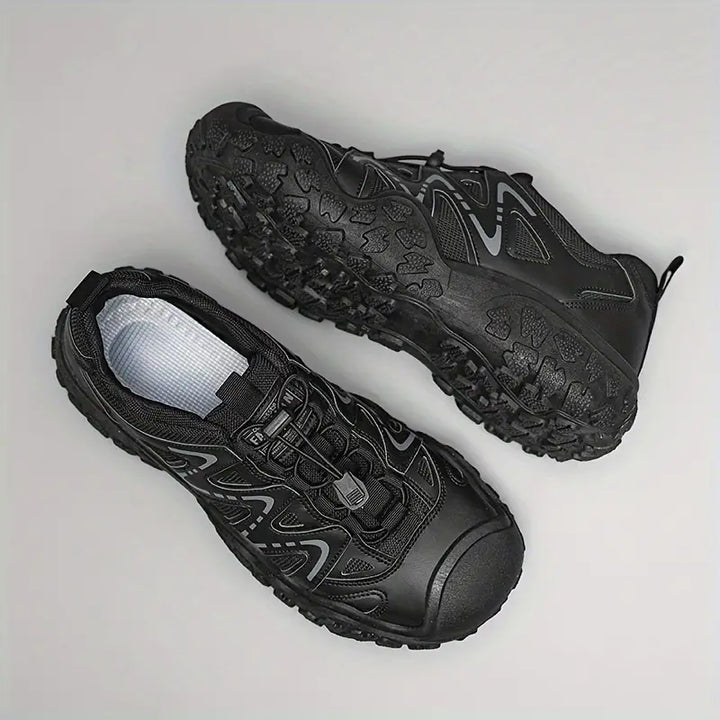 Stilvolle Bergschuhe - MountainStride