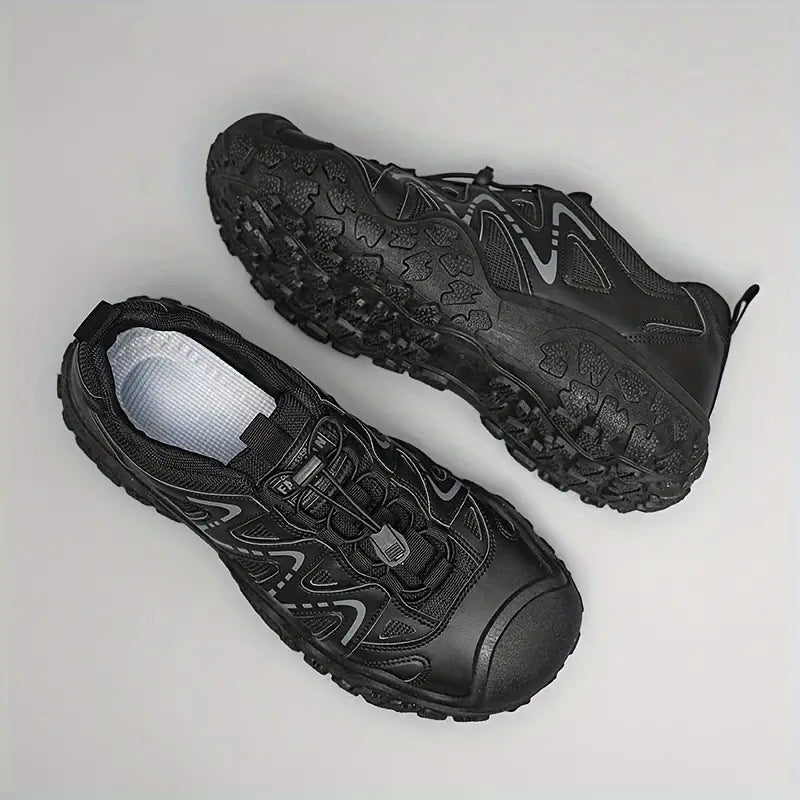 Stilvolle Bergschuhe - MountainStride