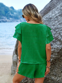 Two-piece set with batwing sleeves and loose shorts – Livana