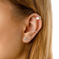 Buchstaben-Ohrringe mit Farbe - Letria