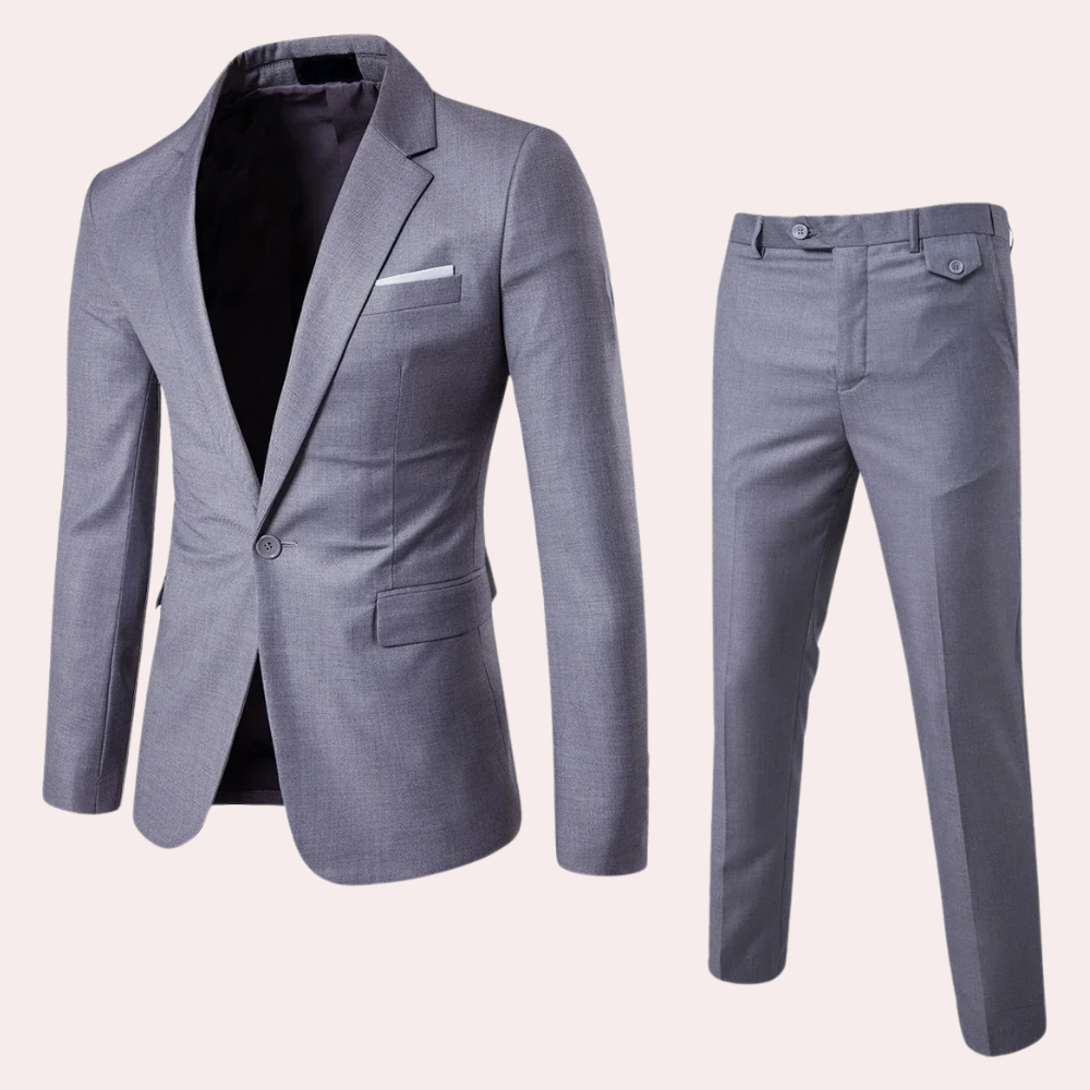 Grauer Herrenanzug, zweiteilig, Slim Fit, Sakko und Hose, elegantes Design, Businessmode.