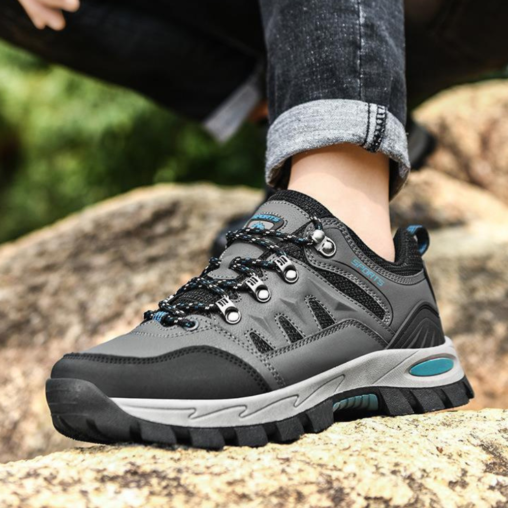 Trendige Outdoor-Wanderschuhe - PeakTrail