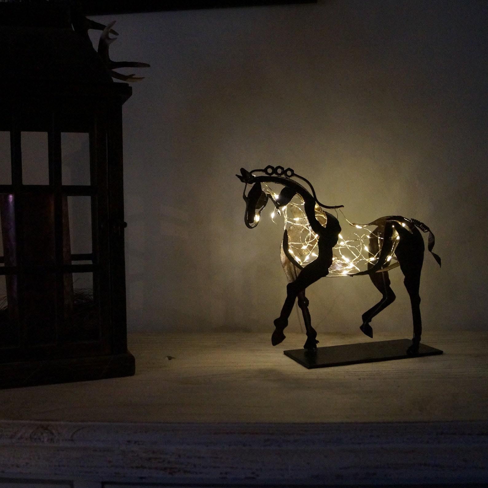 Handgefertigte Pferdefigur – Ferro