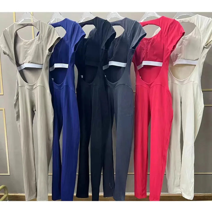Yoga jumpsuit with breathable & flexible design – Luna