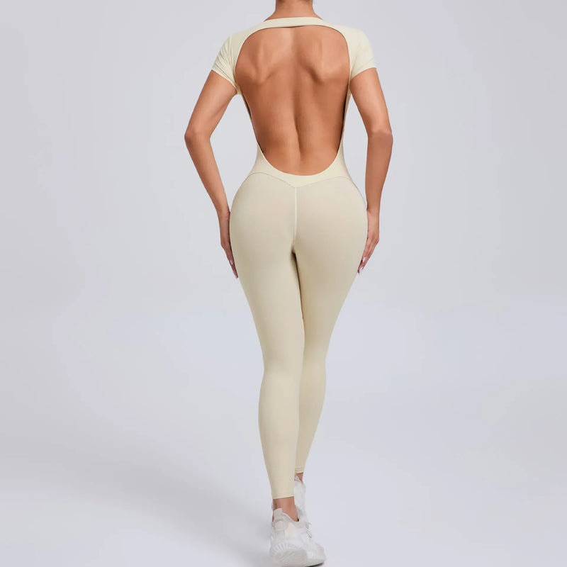 Yoga jumpsuit with breathable & flexible design – Luna