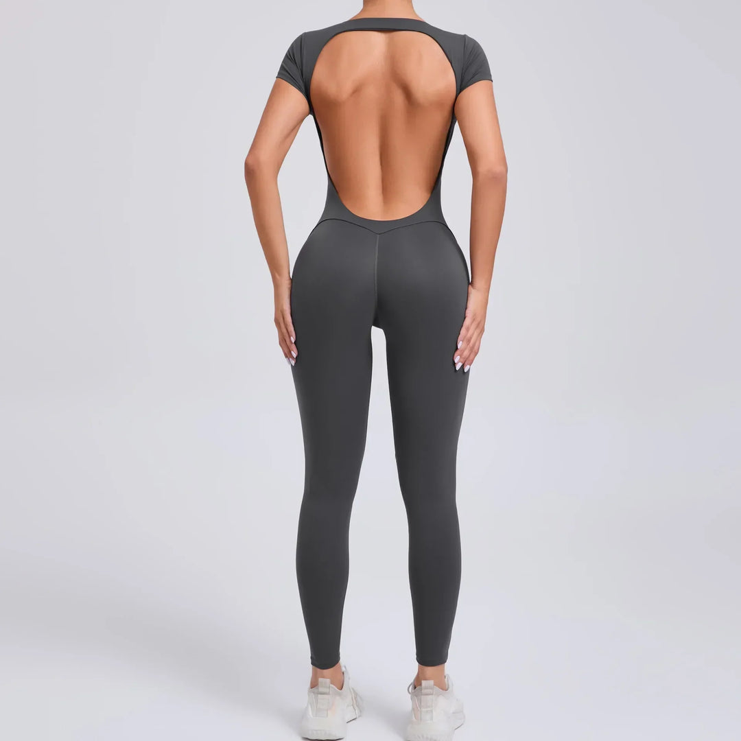 Yoga jumpsuit with breathable & flexible design – Luna