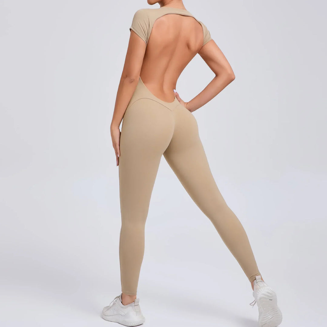 Yoga jumpsuit with breathable & flexible design – Luna