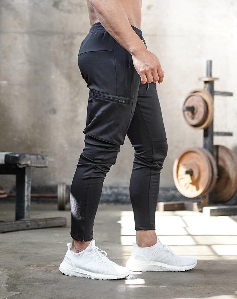 Komfortable Herren Sporthose - Max