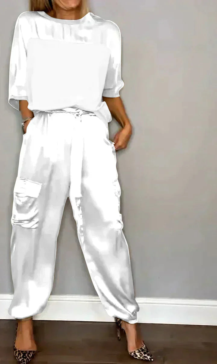Stilvoller & Luftiger Damen Satin-Jumpsuit für besondere Anlässe – Yasmina