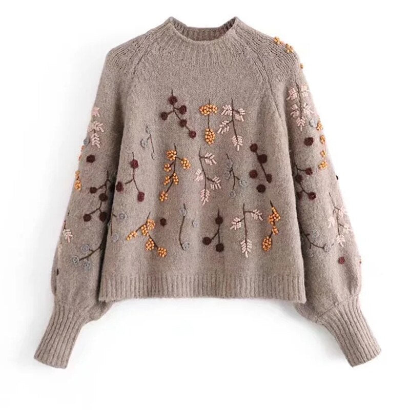 Knitted Sweater for Women with Autumn Motif – Noëlle