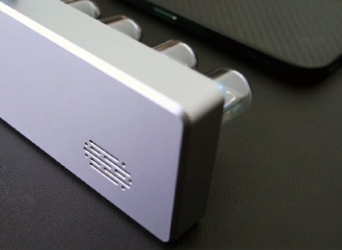 Vertical LED Nixie Table Clock – Chronix