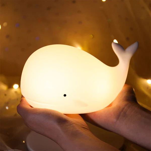 Niedliche Wal-Walnachtlampe mit Farbwechsel - GlowWhale