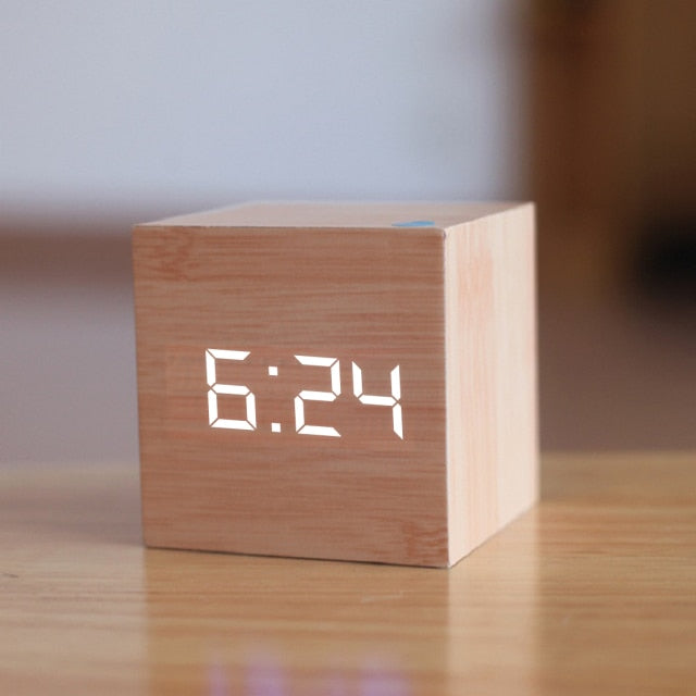 Digitale LED Wecker – CubeGlow