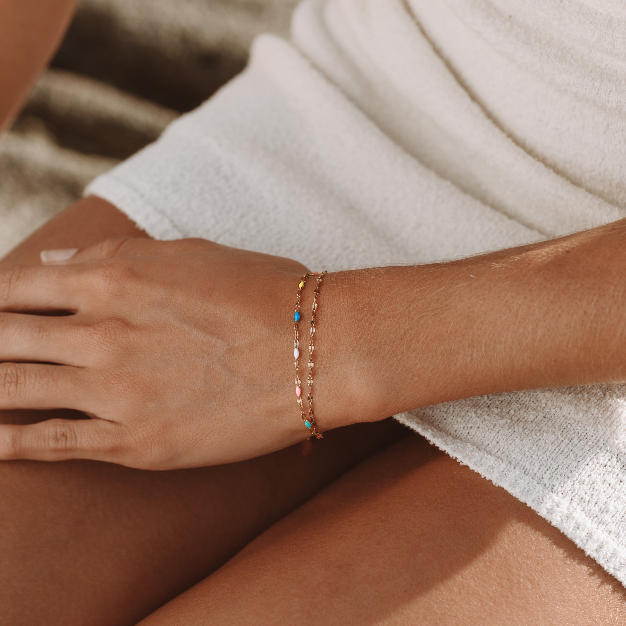 Rainbow Dainty Armband - Elise