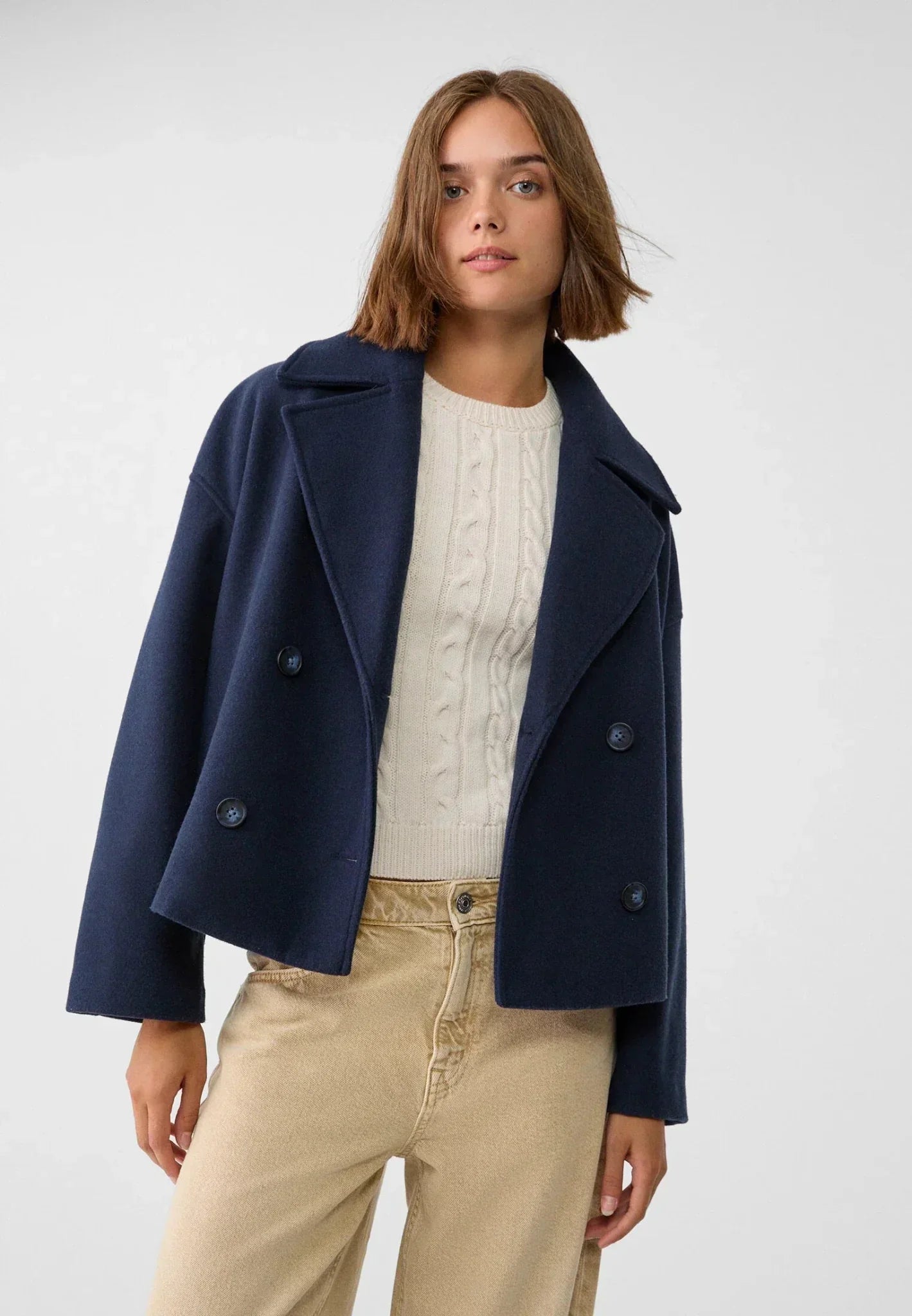 Herbstliche Kurzjacke im Doppelreiher-Stil – Clara