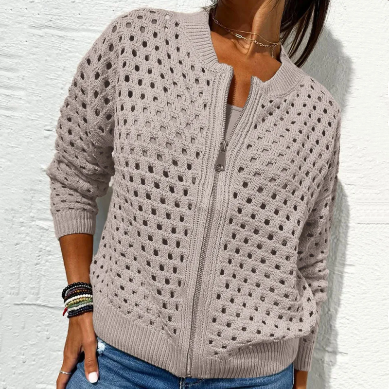 Strickjacke mit Reißverschluss & luftiger Struktur – Fenja