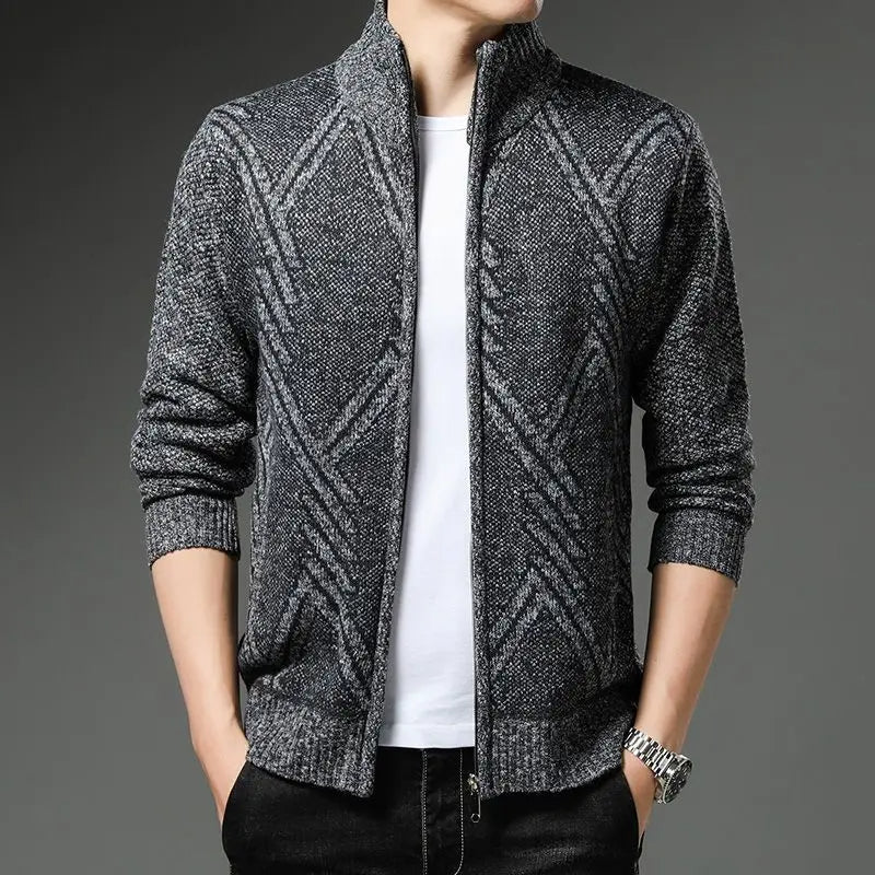 StripeZip Weste | Trendiger gestreifter Winter-Cardigan