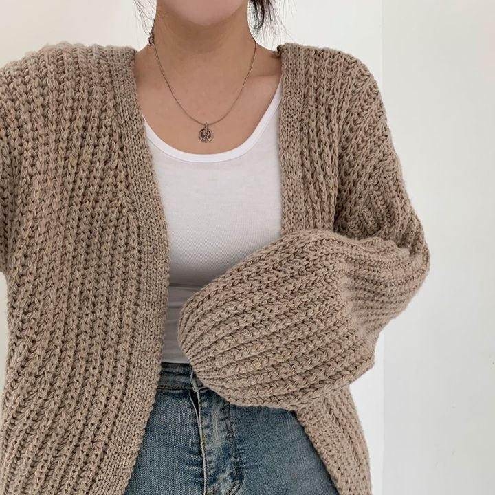 DaphnesWeste I Warme Strickjacke für Frauen - Fiadora