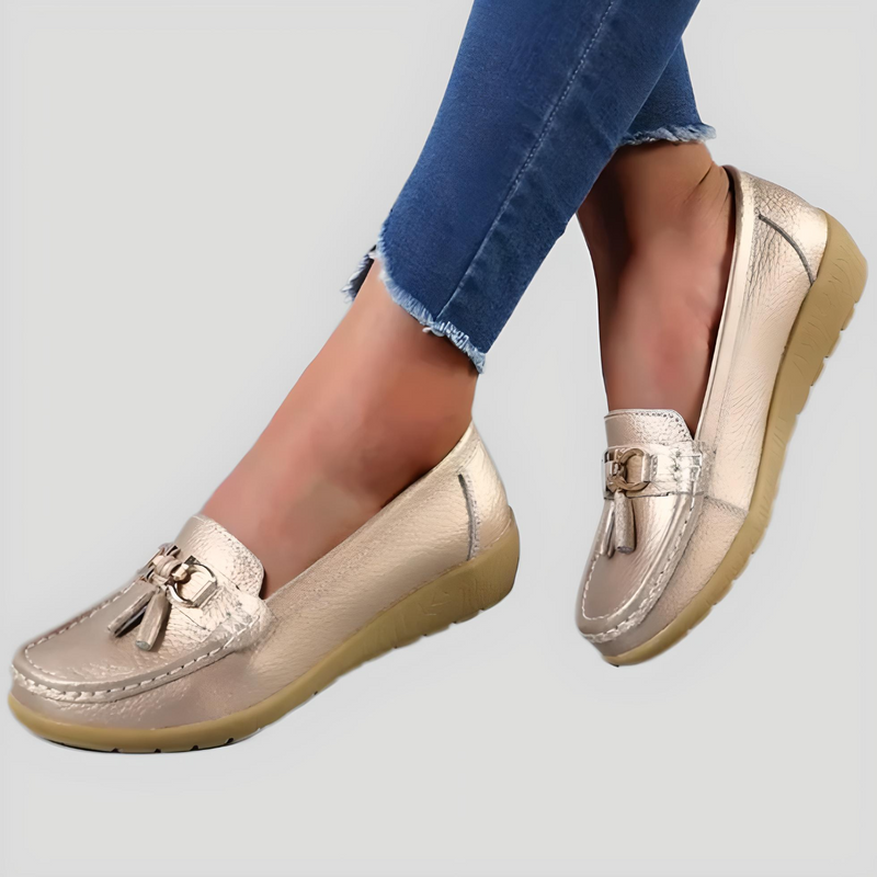 Hannah - Casual Slip-On Shoe with Band Design in the Middle
